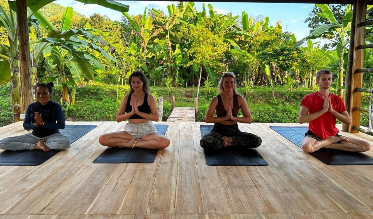 True Nature Chiang Mai - Yoga & Meditation Homestay Retreat Bagian luar foto